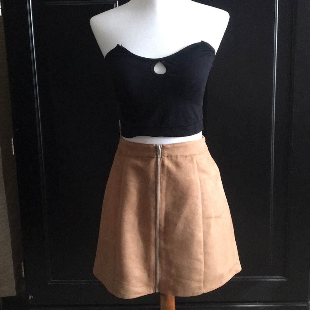 Beige ripped-up skirt